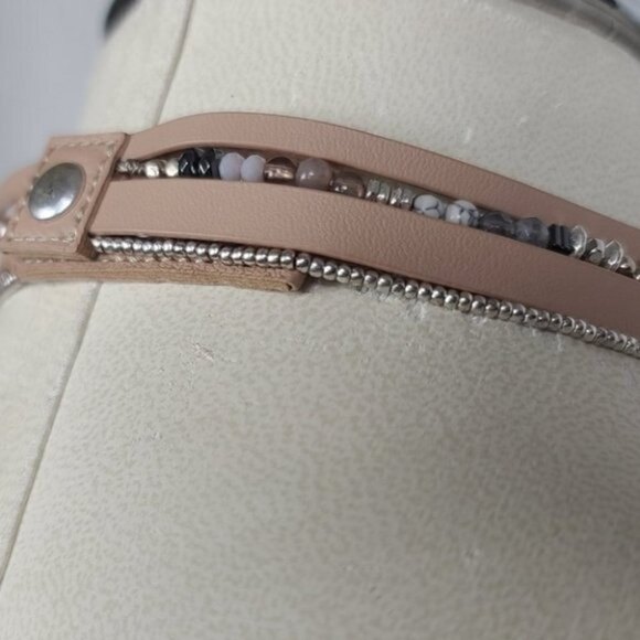 Stella & Dot Adjustable Beaded Chain Pink Leather Choker - Picture 2 of 5